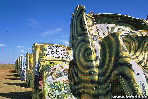 Cadillac Ranch1100
